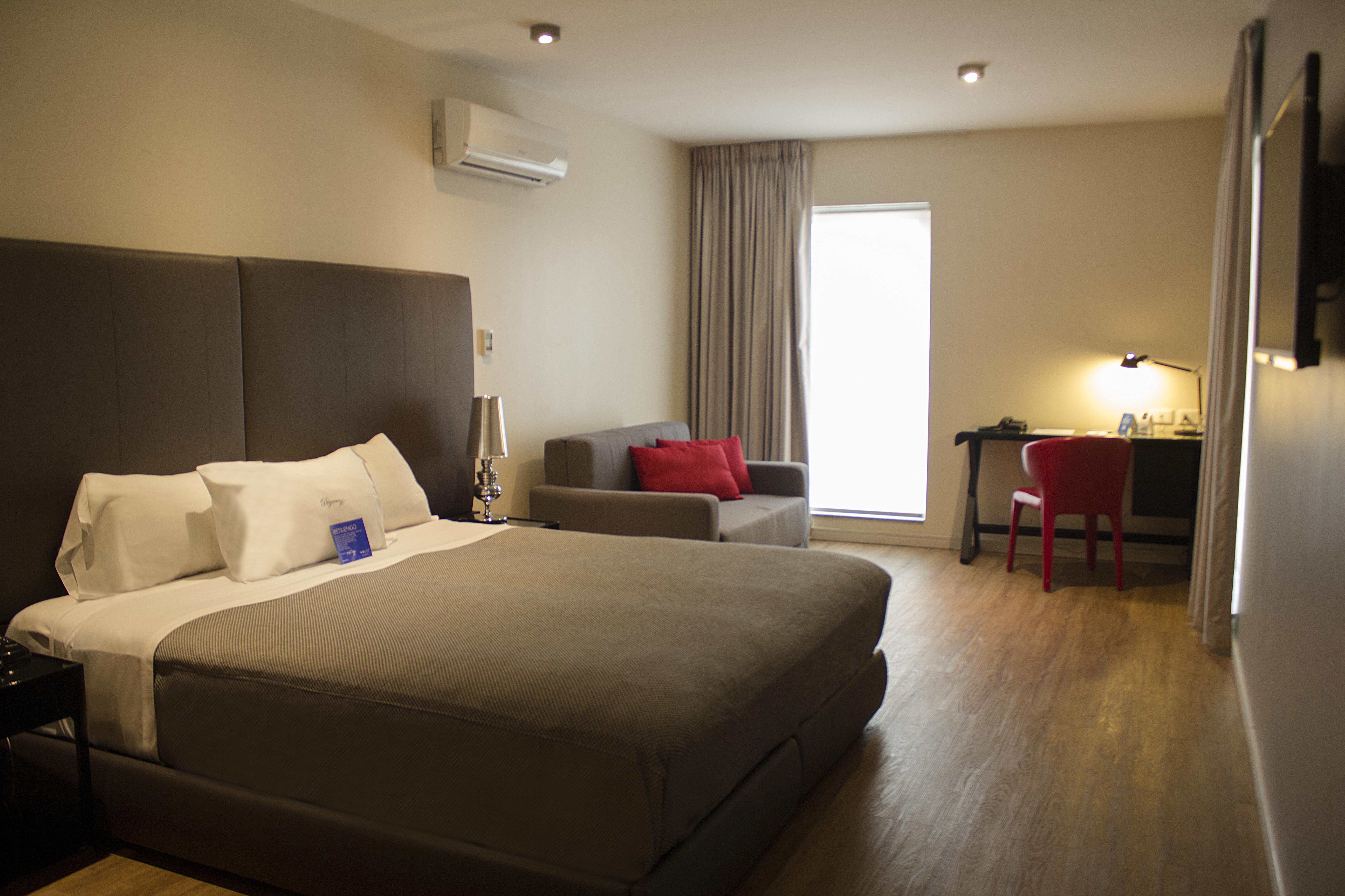 Regency Way Montevideo Hotel Exterior foto