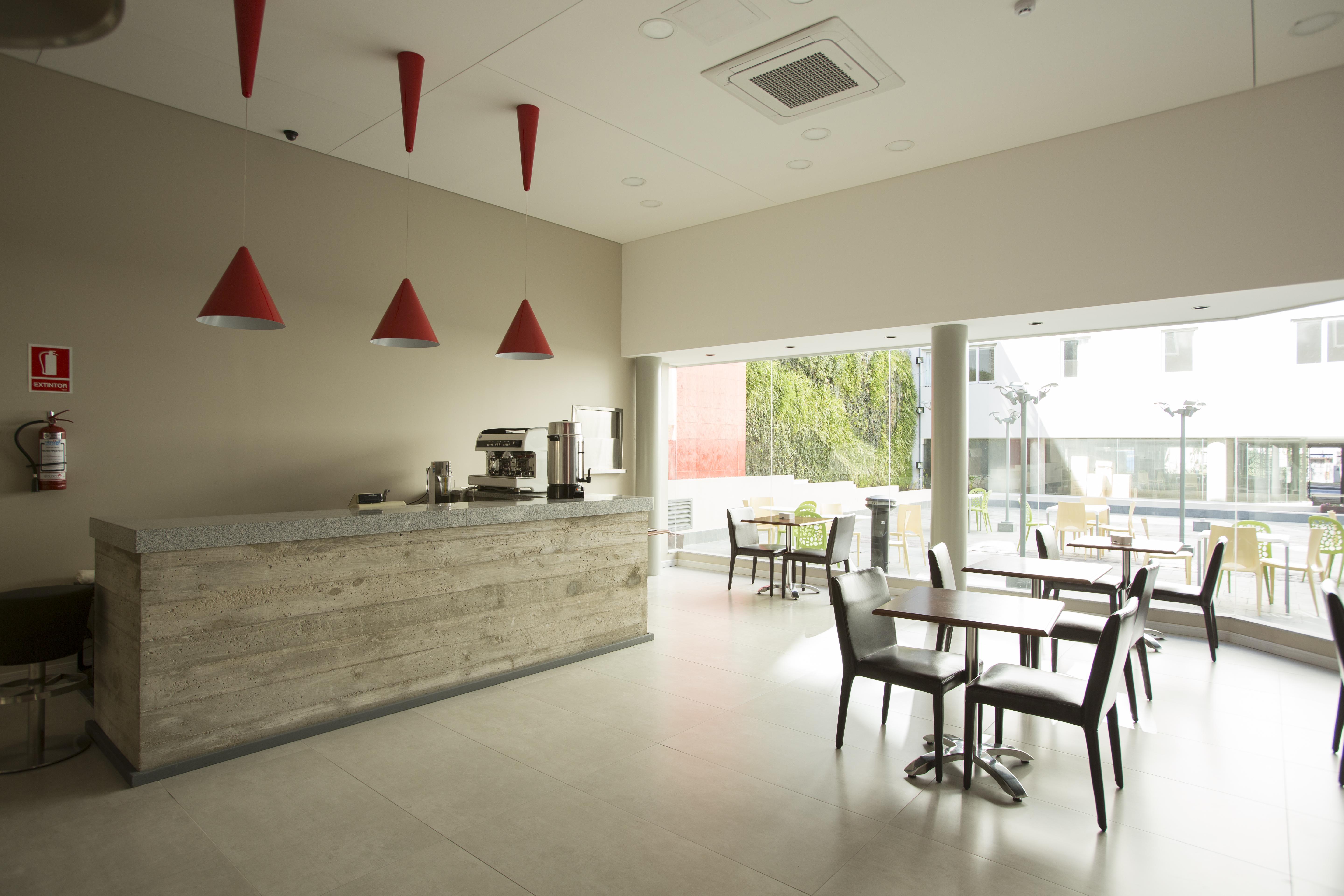 Regency Way Montevideo Hotel Exterior foto