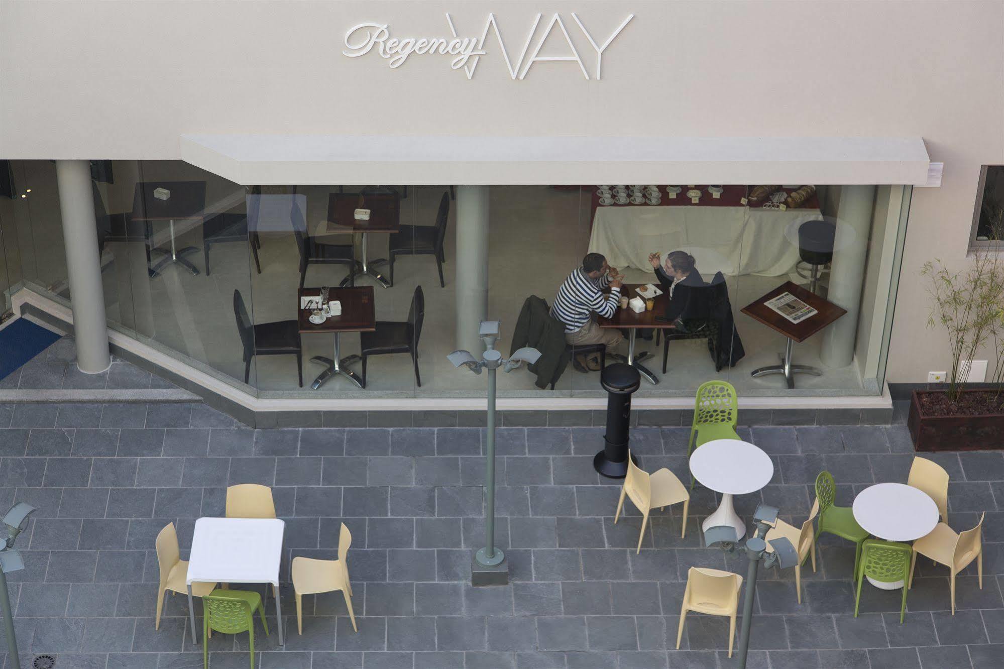Regency Way Montevideo Hotel Exterior foto